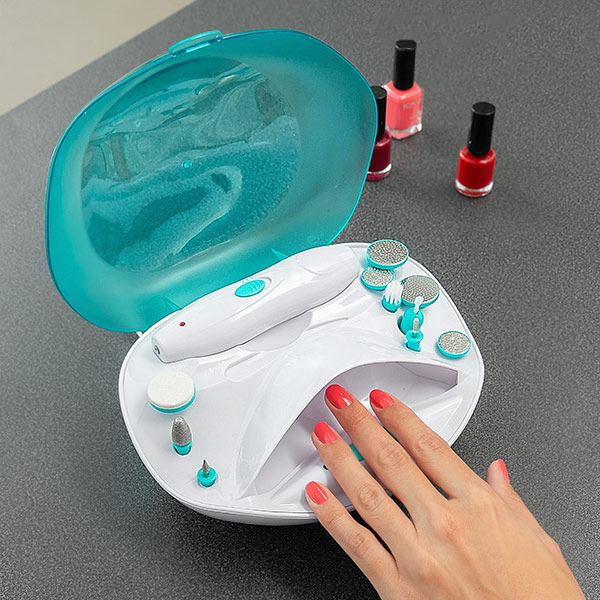 Täielik maniküüri- ja pediküürikomplekt