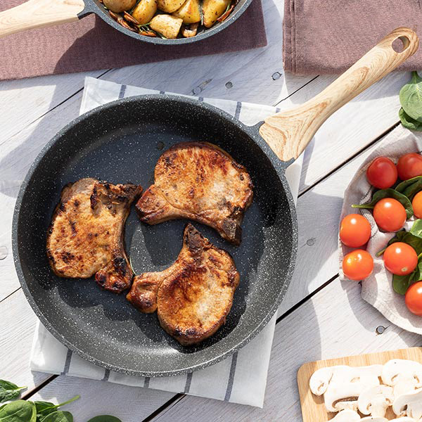 Premium praepann graniefektiga (28 cm)