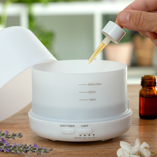 Mitmevärviline aromaatiline õhuniisutaja