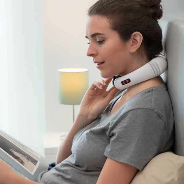 Lõõgastav elektromagnetiline kaela- ja seljamassaažiseade